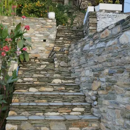 Villa Koukourava Garden *
