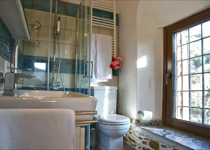 Koukourava Garden 马克里尼撒